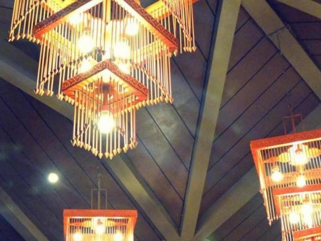 Kyriad Bumiminang Hotel Padang  Esterno foto