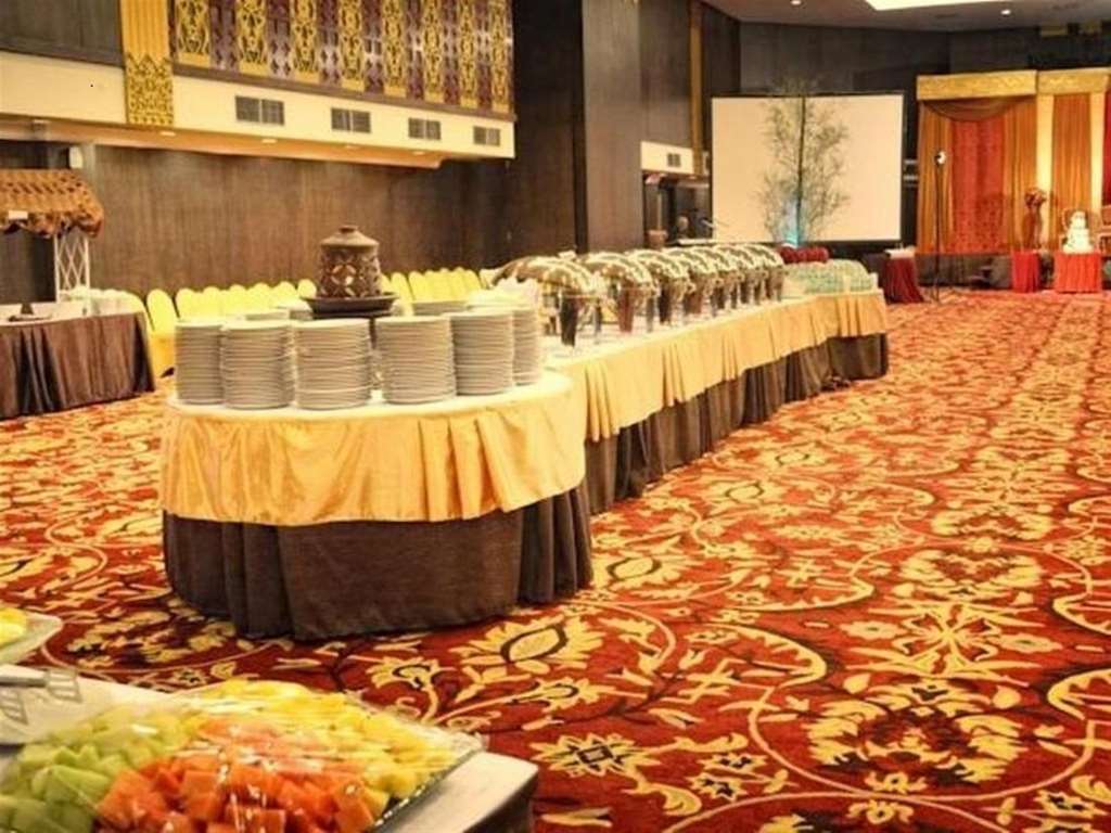 Kyriad Bumiminang Hotel Padang  Servizi foto