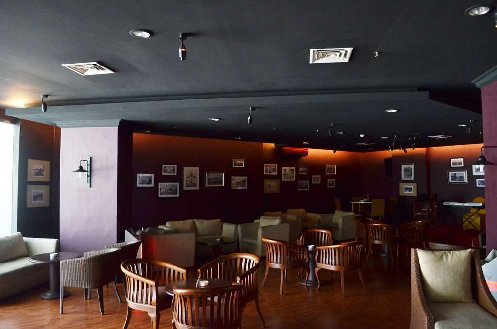 Kyriad Bumiminang Hotel Padang  Ristorante foto
