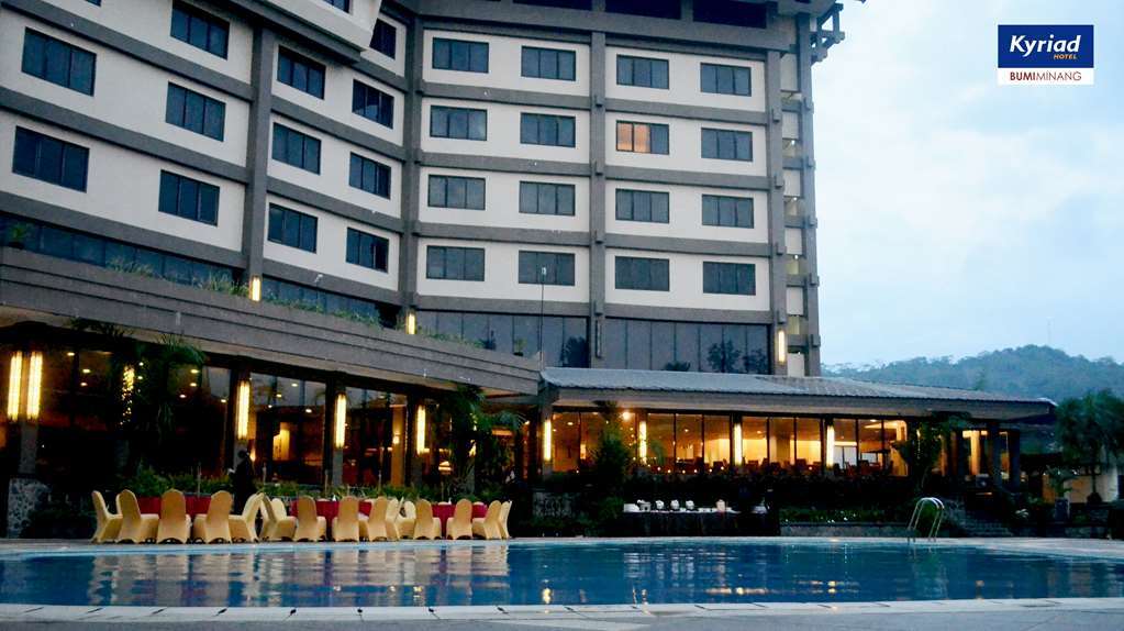 Kyriad Bumiminang Hotel Padang  Servizi foto